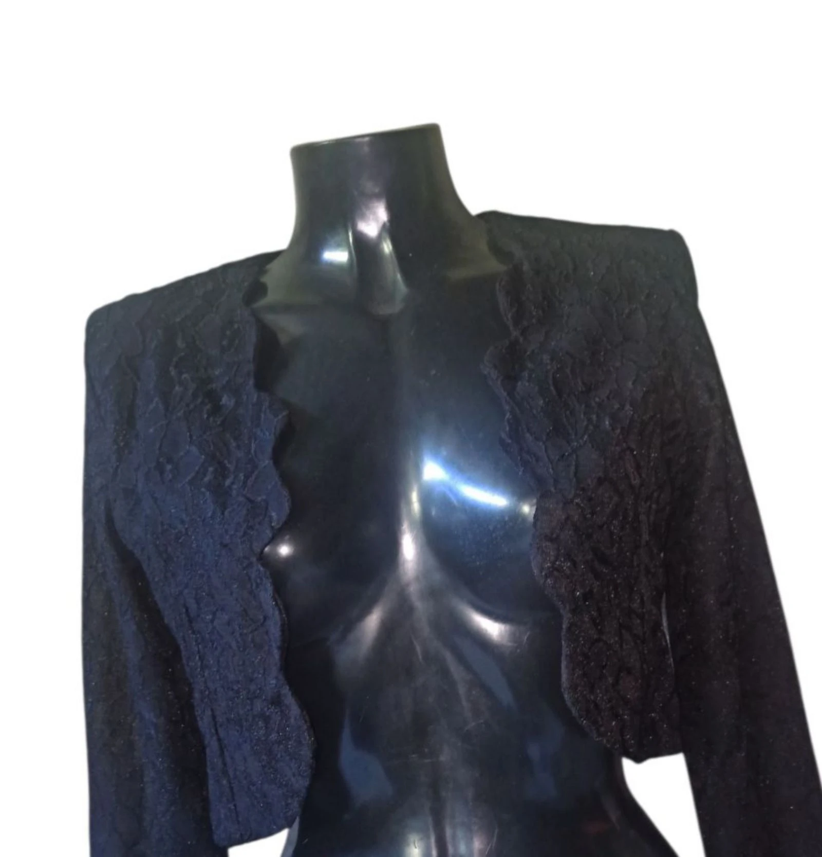 Chaqueta corta de encaje. – photo 4
